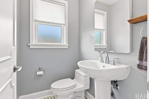 Tiny photo for 1512 Portsmouth Avenue, Westchester, IL 60154 (MLS # 12699985)