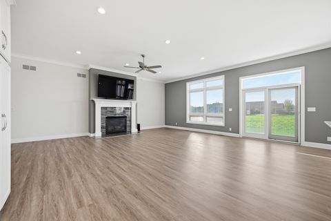 Tiny photo for 718 Independence Avenue, Sycamore, IL 60178 (MLS # 12623656)