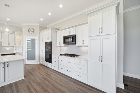 Tiny photo for 718 Independence Avenue, Sycamore, IL 60178 (MLS # 12623656)