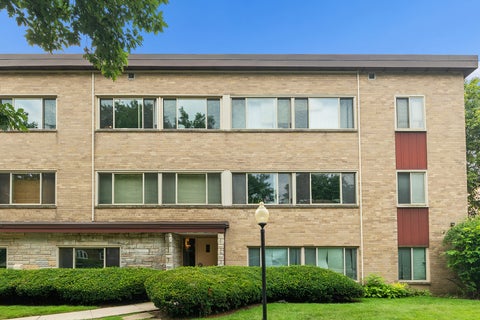 Tiny photo for 2634 Central Drive #2E, Flossmoor, IL 60422 (MLS # 12696060)