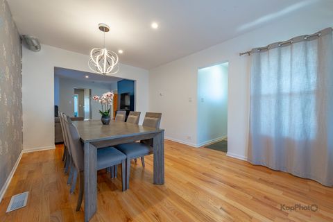 Tiny photo for 3743 N Kimball Avenue, Chicago, IL 60618 (MLS # 12625197)