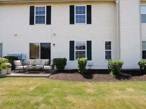 Tiny photo for 2480 Frost Drive, Aurora, IL 60503 (MLS # 12661537)