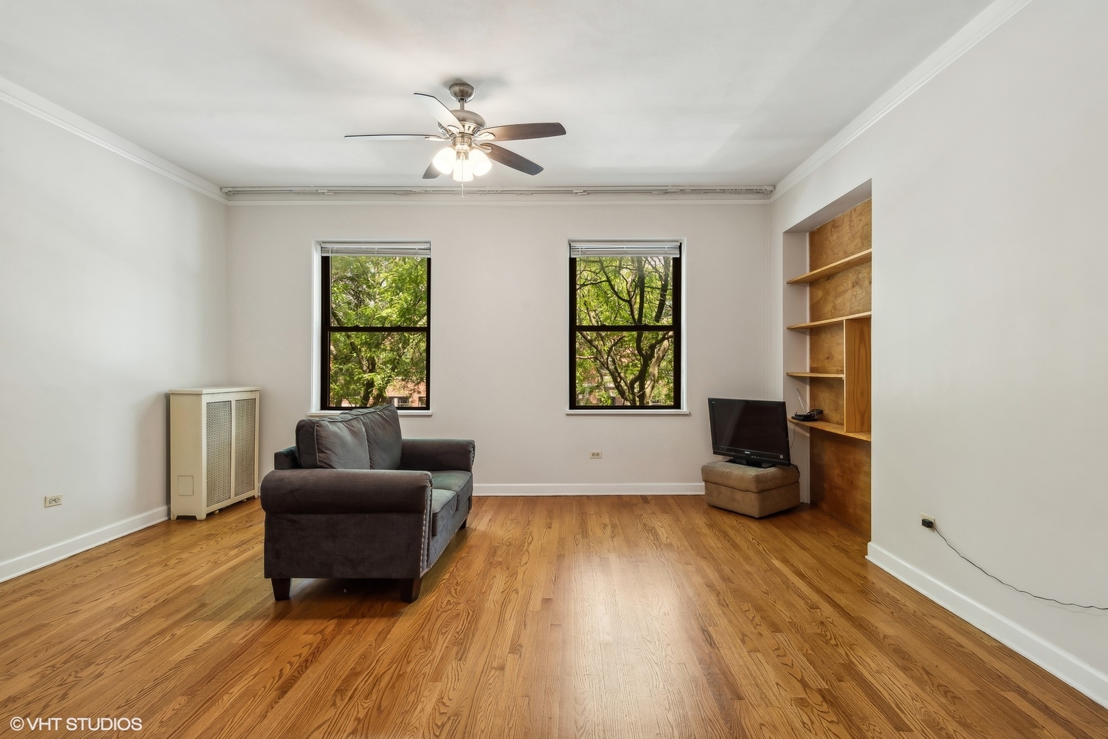 1151 E Hyde Park Boulevard 2D