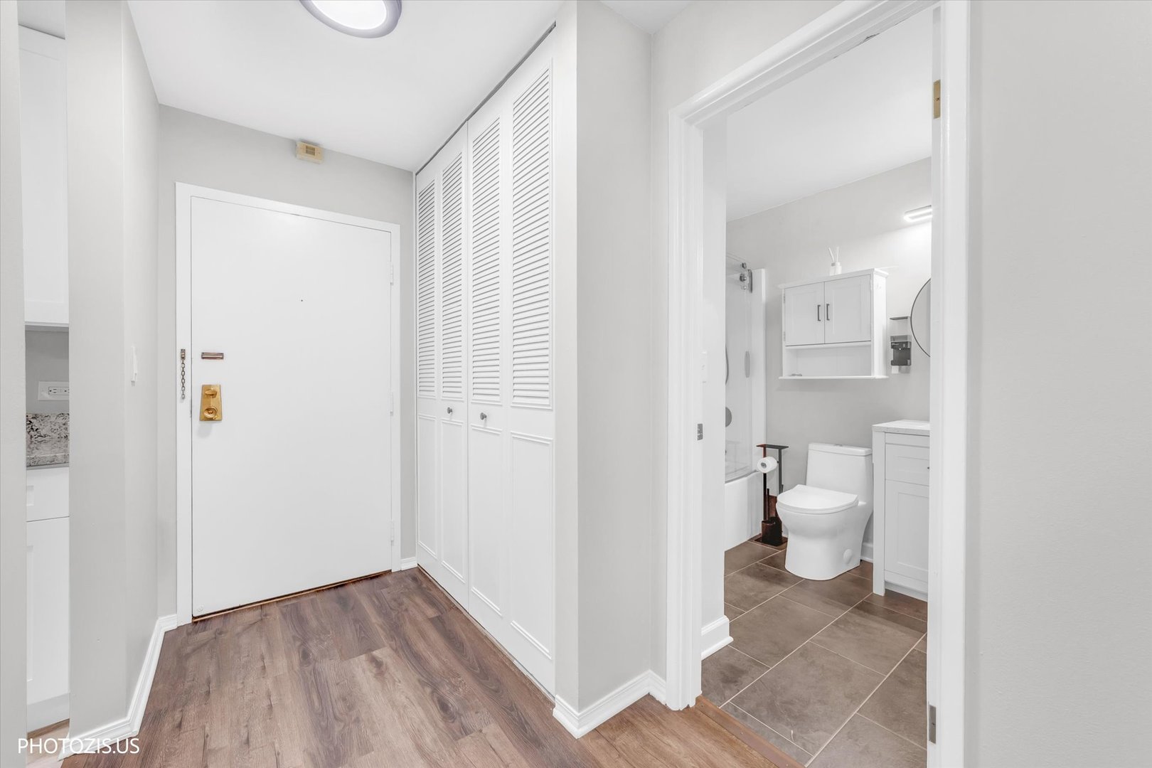 1103 Miller Lane 105