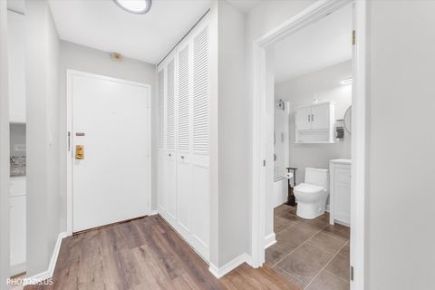 Tiny photo for 1103 Miller Lane #105, Buffalo Grove, IL 60089 (MLS # 12704686)