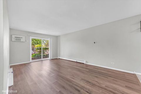 Tiny photo for 1103 Miller Lane #105, Buffalo Grove, IL 60089 (MLS # 12704686)