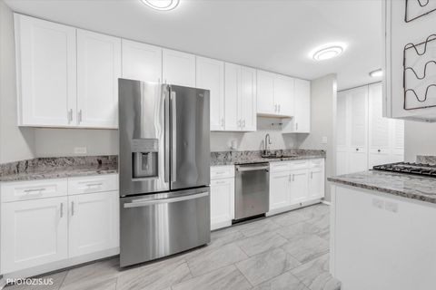 Tiny photo for 1103 Miller Lane #105, Buffalo Grove, IL 60089 (MLS # 12704686)