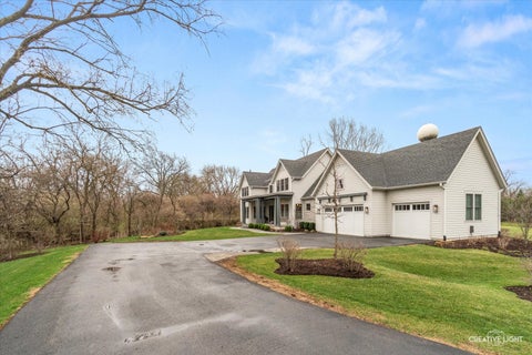 Tiny photo for 1862 W Wiesbrook Road, Wheaton, IL 60189 (MLS # 12664393)