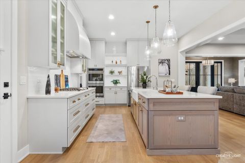 Tiny photo for 1862 W Wiesbrook Road, Wheaton, IL 60189 (MLS # 12664393)
