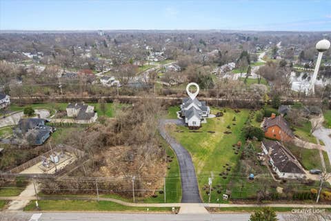Tiny photo for 1862 W Wiesbrook Road, Wheaton, IL 60189 (MLS # 12664393)