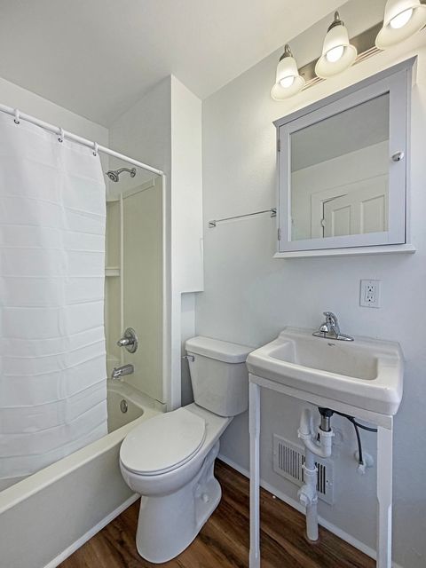 Tiny photo for 407 E Winneshiek Street, Freeport, IL 61032 (MLS # 12606608)