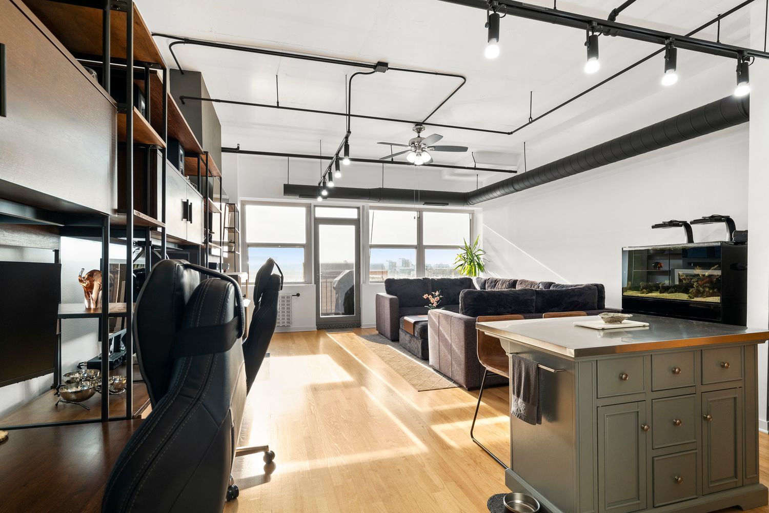 500 S Clinton Street 624