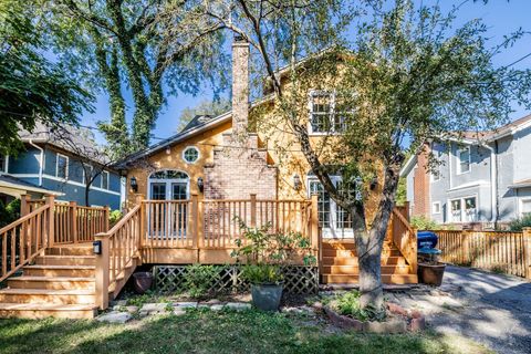 Tiny photo for 425 N Catherine Avenue, La Grange Park, IL 60526 (MLS # 12498820)