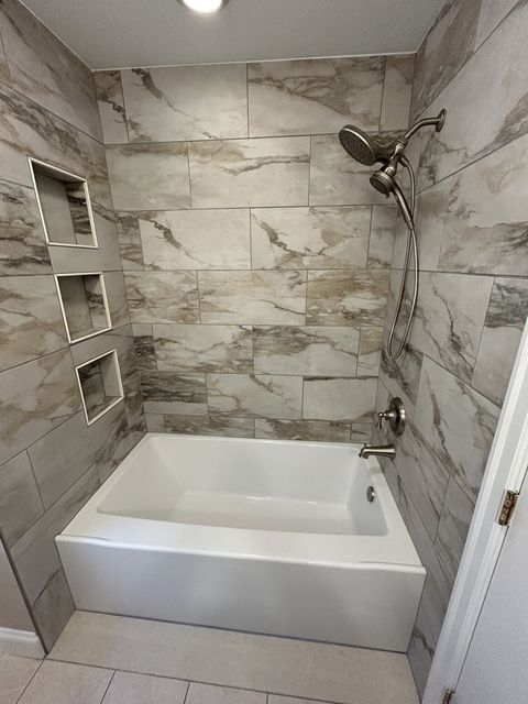 Tiny photo for 425 N Catherine Avenue, La Grange Park, IL 60526 (MLS # 12498820)