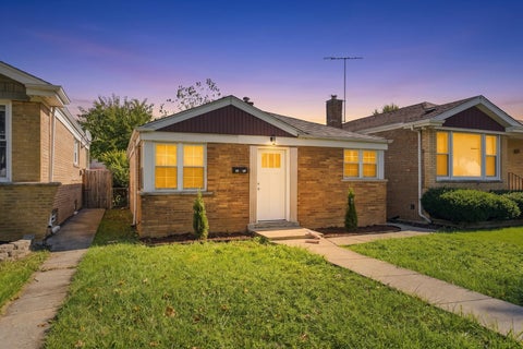 Tiny photo for 7809 S HOMAN Avenue, Chicago, IL 60652 (MLS # 12795566)
