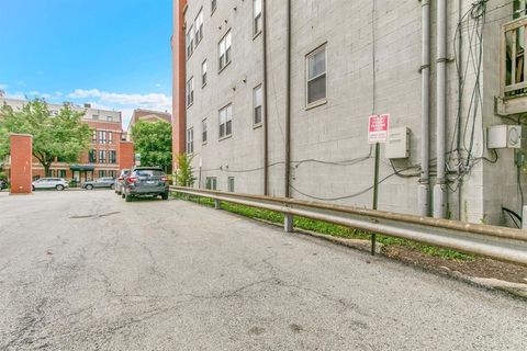 Tiny photo for 1322 W Belmont Avenue #2W, Chicago, IL 60657 (MLS # 12480571)