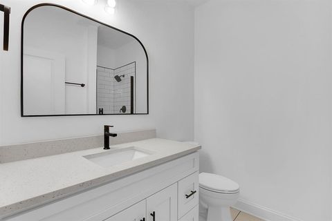 Tiny photo for 1322 W Belmont Avenue #2W, Chicago, IL 60657 (MLS # 12480571)