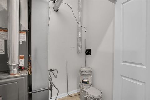 Tiny photo for 1322 W Belmont Avenue #2W, Chicago, IL 60657 (MLS # 12480571)