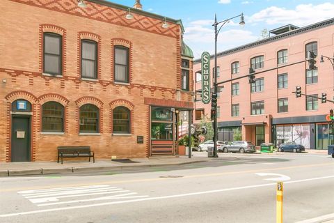 Tiny photo for 1322 W Belmont Avenue #2W, Chicago, IL 60657 (MLS # 12480571)