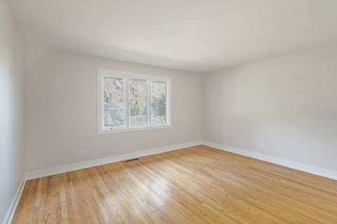 Tiny photo for 6710 W Golfview Lane, Palos Heights, IL 60463 (MLS # 12511979)