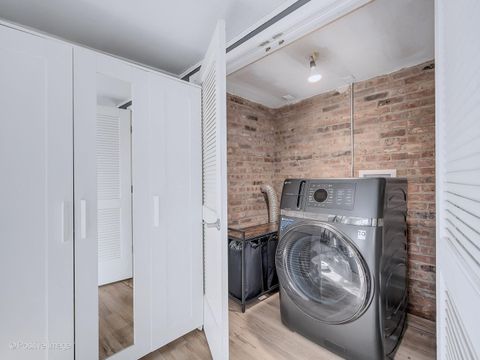 Tiny photo for 657 W Armitage Avenue, Elmhurst, IL 60126 (MLS # 12636568)