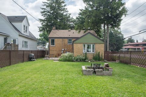 Tiny photo for 4044 Oak Park Avenue, Stickney, IL 60402 (MLS # 12689402)