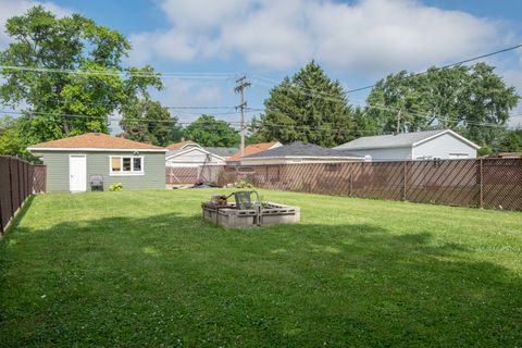 Tiny photo for 4044 Oak Park Avenue, Stickney, IL 60402 (MLS # 12689402)