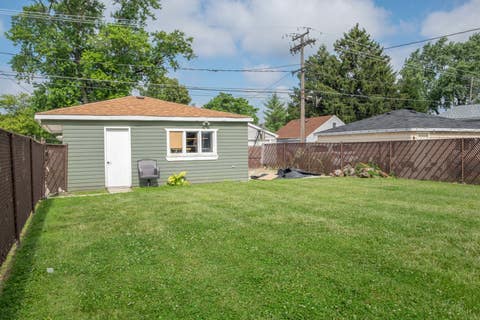 Tiny photo for 4044 Oak Park Avenue, Stickney, IL 60402 (MLS # 12689402)