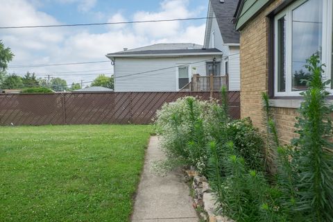 Tiny photo for 4044 Oak Park Avenue, Stickney, IL 60402 (MLS # 12689402)