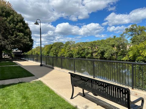 Tiny photo for 2337 W Wolfram Street #411, Chicago, IL 60618 (MLS # 12461186)