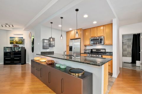 Tiny photo for 2337 W Wolfram Street #411, Chicago, IL 60618 (MLS # 12461186)