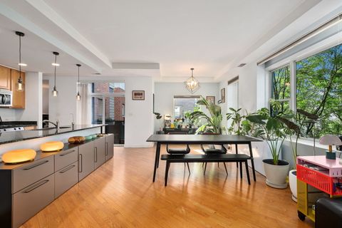 Tiny photo for 2337 W Wolfram Street #411, Chicago, IL 60618 (MLS # 12461186)