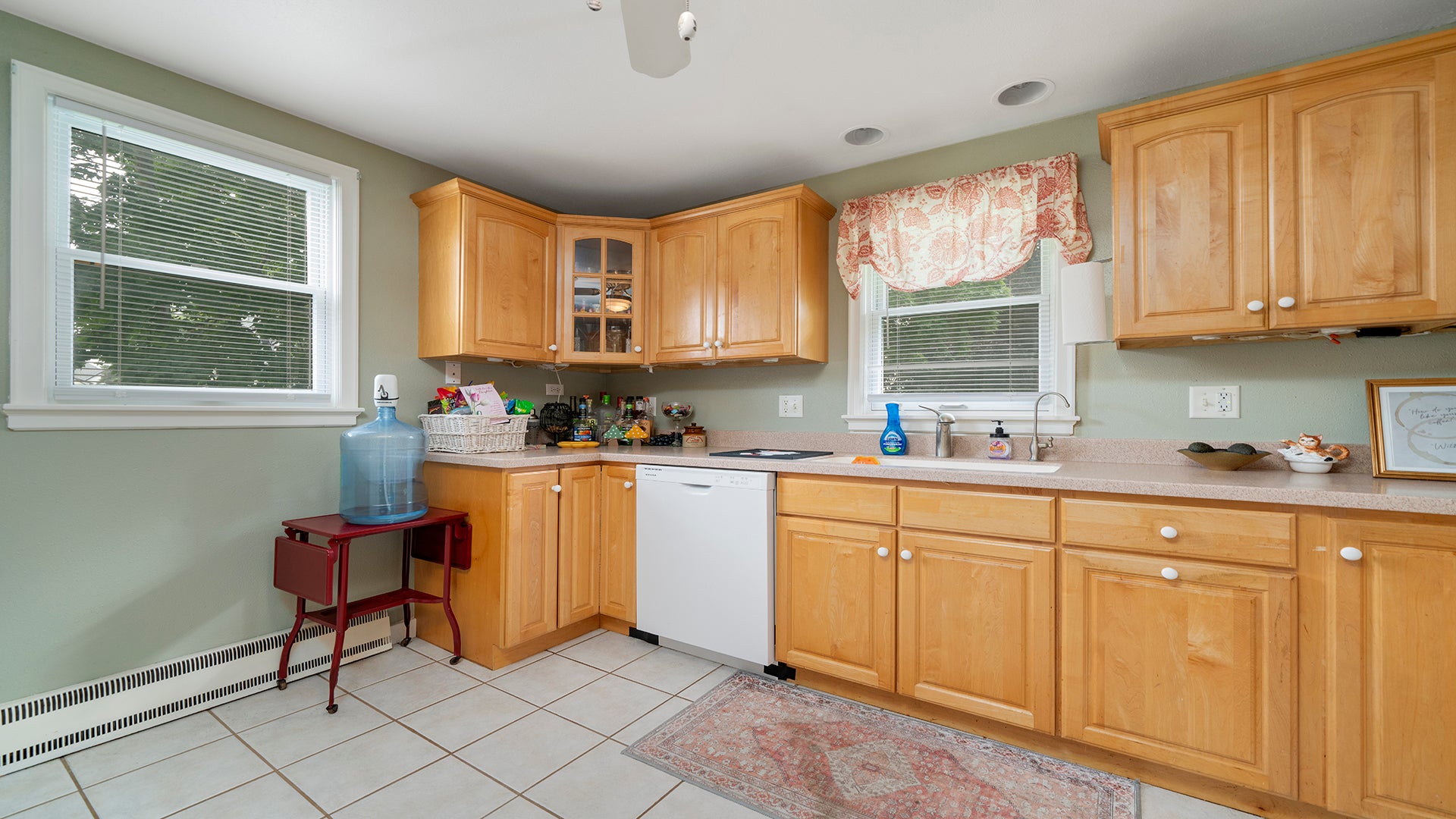 225 E 4th Street
