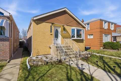Tiny photo for 3626 S 56th Court, Cicero, IL 60804 (MLS # 12594091)