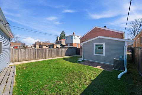 Tiny photo for 3626 S 56th Court, Cicero, IL 60804 (MLS # 12594091)