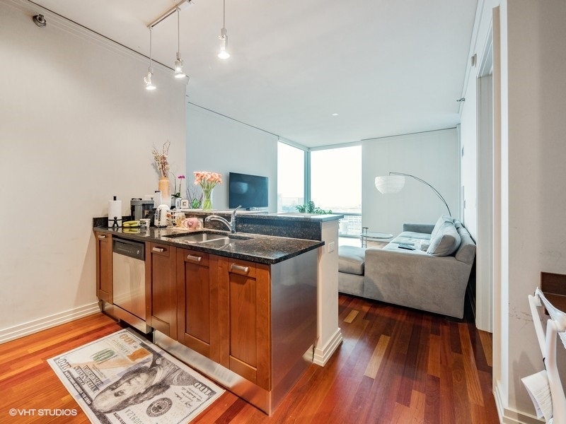 170 W POLK Street 1603