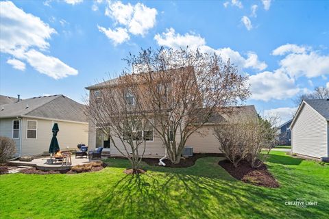 Tiny photo for 577 Cardinal Avenue, Oswego, IL 60543 (MLS # 12600154)