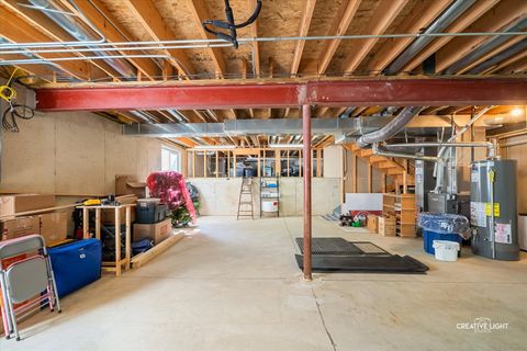 Tiny photo for 577 Cardinal Avenue, Oswego, IL 60543 (MLS # 12600154)