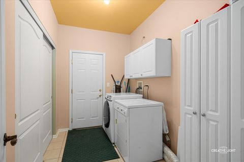 Tiny photo for 577 Cardinal Avenue, Oswego, IL 60543 (MLS # 12600154)