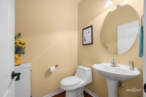 Tiny photo for 577 Cardinal Avenue, Oswego, IL 60543 (MLS # 12600154)