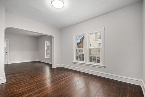 Tiny photo for 819 Pearl Street, Aurora, IL 60505 (MLS # 12596505)