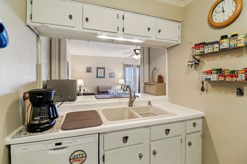 Tiny photo for 673 Cardinal Court, Grayslake, IL 60030 (MLS # 12576509)