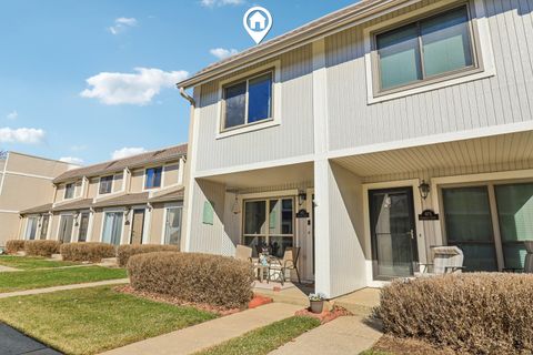 Tiny photo for 673 Cardinal Court, Grayslake, IL 60030 (MLS # 12576509)