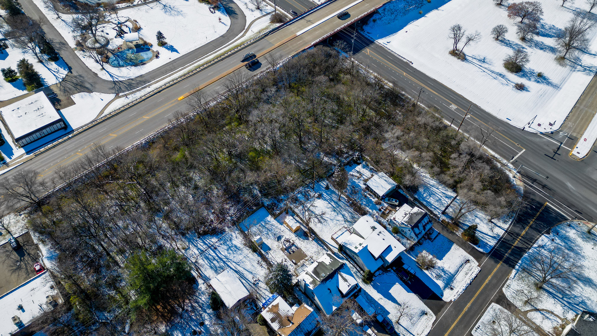 Lots 02,03,12,13,14,18 Southport Avenue