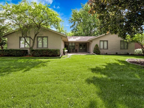 Photo of 1441 Ramsey Close, Rockford, IL 61107 (MLS # 12696038)