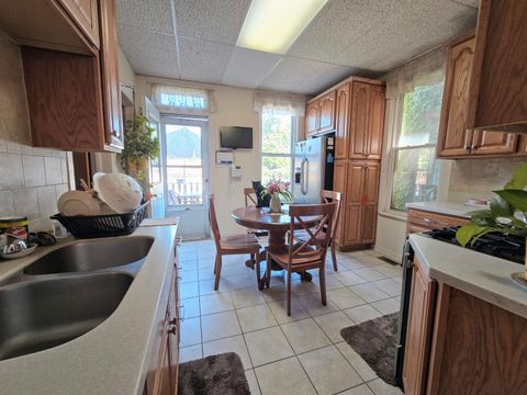 Tiny photo for 2633 N Springfield Avenue, Chicago, IL 60647 (MLS # 12404509)