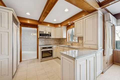 Tiny photo for 787 E Golf Road, Des Plaines, IL 60016 (MLS # 12551360)