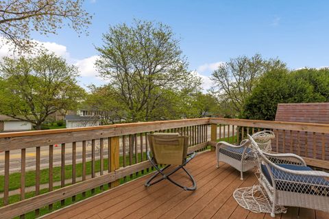 Tiny photo for 6 Cambridge Court, Cary, IL 60013 (MLS # 12634957)