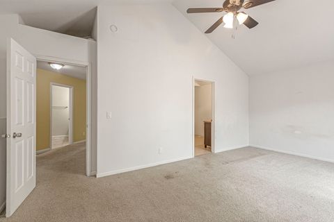 Tiny photo for 6 Cambridge Court, Cary, IL 60013 (MLS # 12634957)