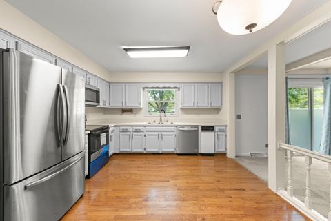 Tiny photo for 1209 W Bauer Road, Naperville, IL 60563 (MLS # 12373611)